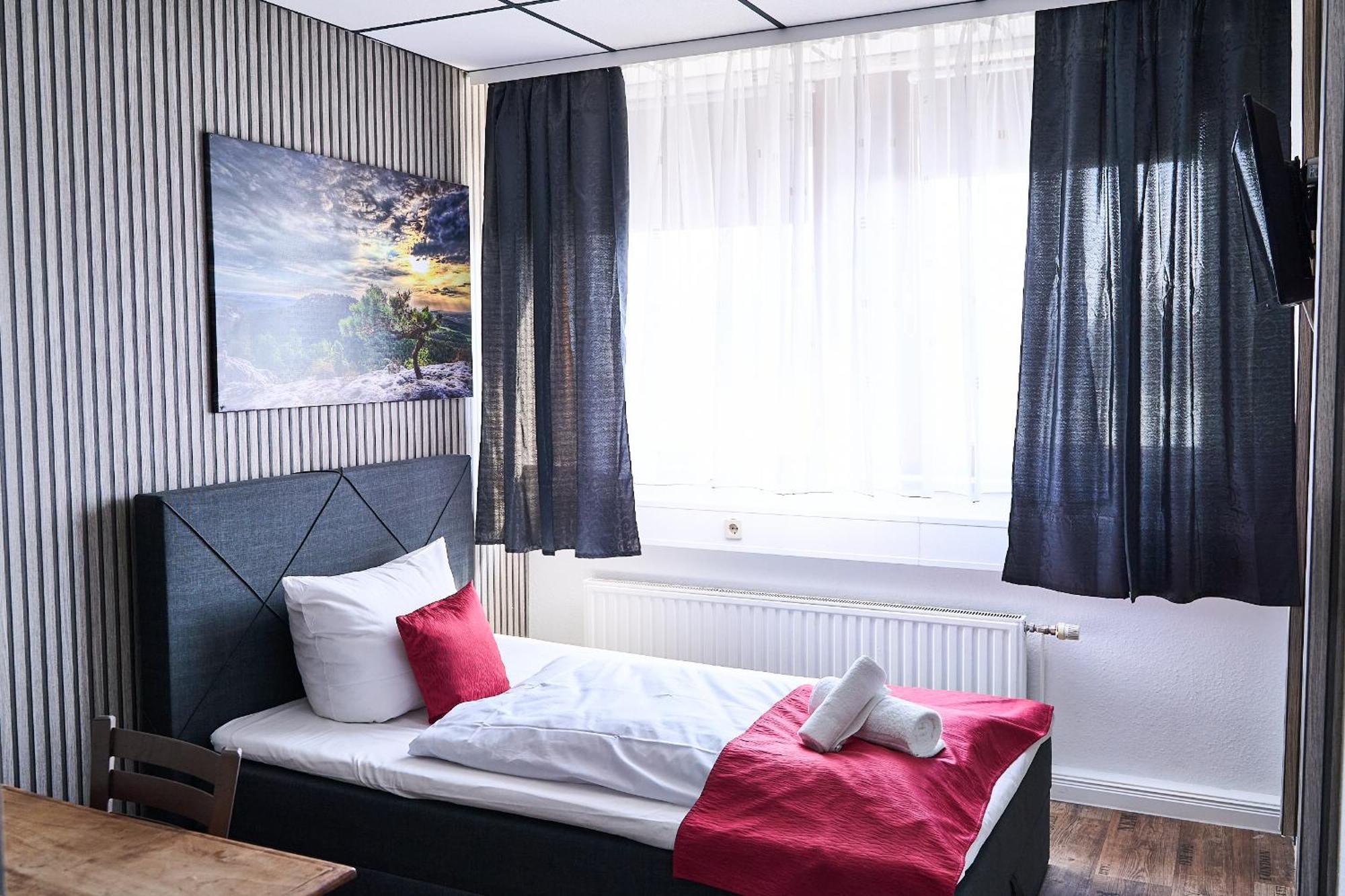 Hotel Maximo Pinneberg Zewnętrze zdjęcie