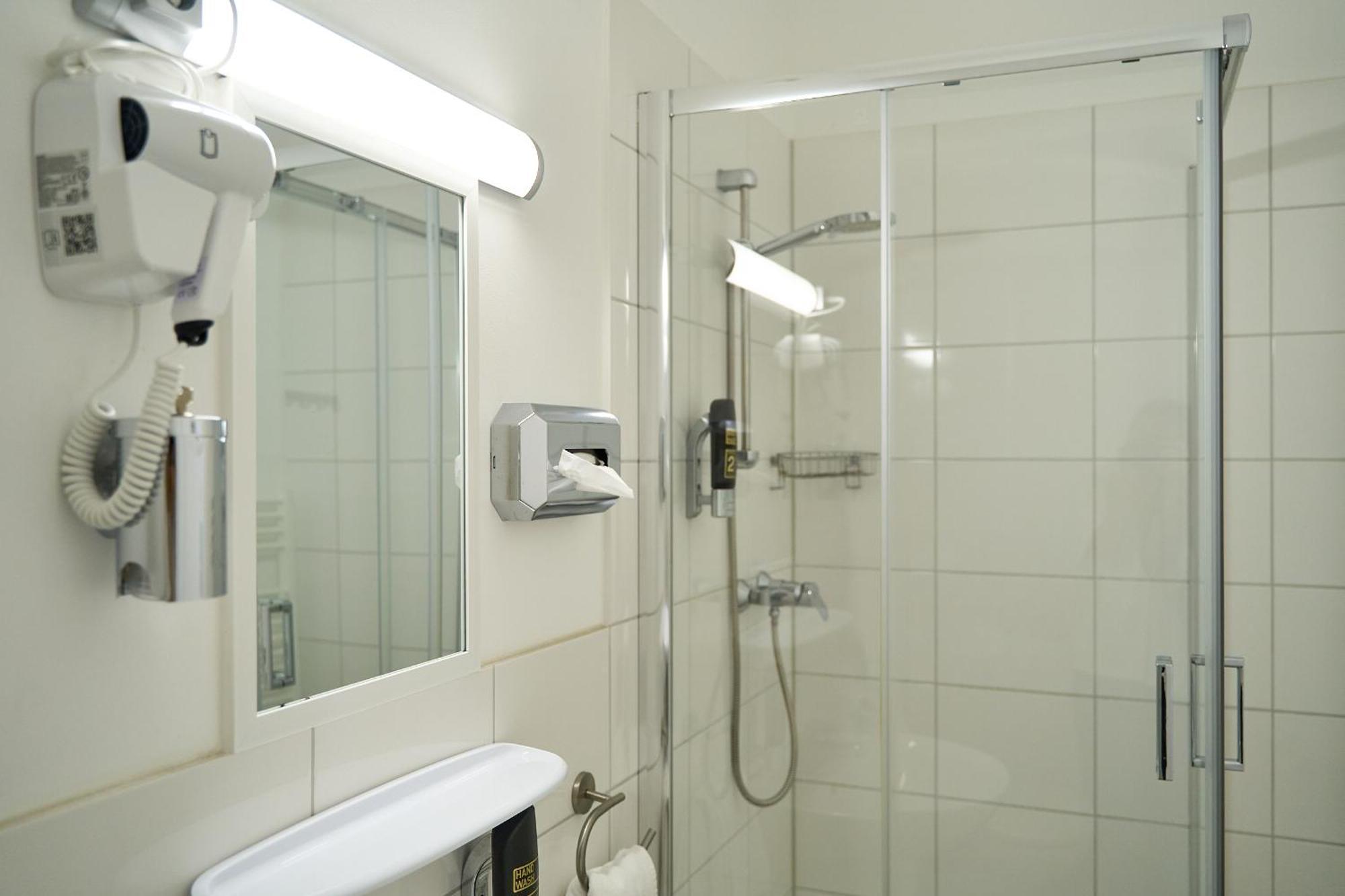 Hotel Maximo Pinneberg Zewnętrze zdjęcie